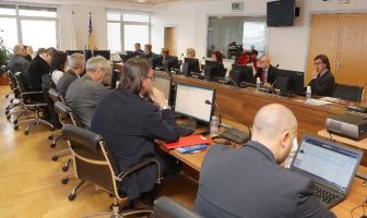 Kazne VSTV-a za sudije, tužioce i saradnike: za tuču u kafani i pijanstvo na poslu dobiju javnu opomenu i manju platu Kazne VSTV-a za sudije, tužioce i saradnike: za tuču u kafani i pijanstvo na poslu dobiju javnu opomenu i manju platu