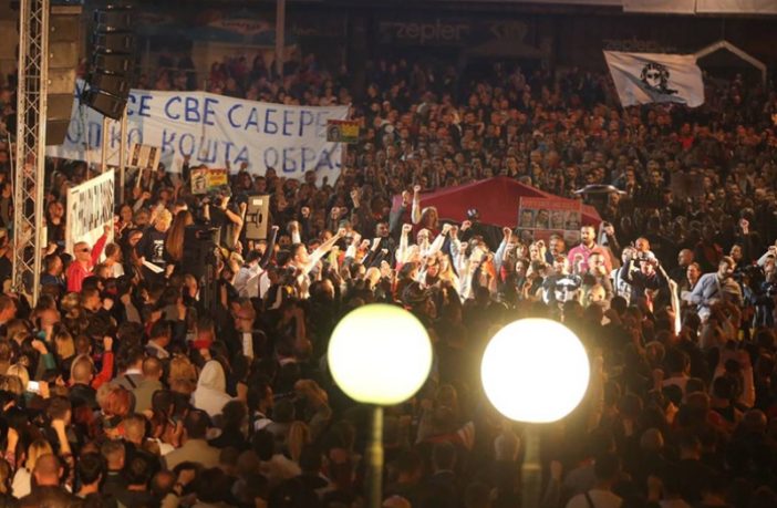 Dragičević pred 40.000 ljudi na Trgu Krajine: Mi smo ljudi, a oni su ubice!