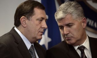 Niko ne najavljuje promjenu odnosa prema Dodiku i Čoviću Niko ne najavljuje promjenu odnosa prema Dodiku i Čoviću