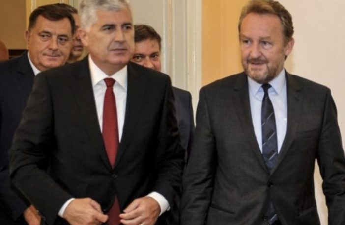 Nazire se vlast: Sve je isto samo je Dodik jači