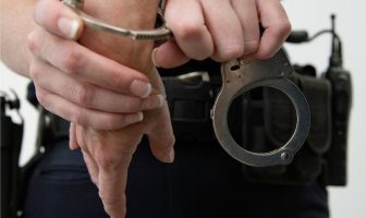 Kad tad morat ćemo „rumunskom trasom“: Ko će u BiH hapsiti korumpirane kao rumunska čelična tužiteljica Kovesi? Kad tad morat ćemo „rumunskom trasom“: Ko će u BiH hapsiti korumpirane kao rumunska čelična tužiteljica Kovesi?