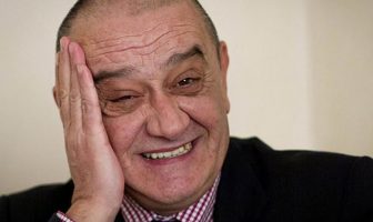 Službeno vozilo ministra Bevande dnevno prelazilo nevjerovatnih 638 kilometara Službeno vozilo ministra Bevande dnevno prelazilo nevjerovatnih 638 kilometara