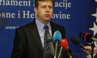 LIČNOST GODINE: Sindikalista Šatorović predlaže finansijski udar na Federaciju BiH i poreske obveznike LIČNOST GODINE: Sindikalista Šatorović predlaže finansijski udar na Federaciju BiH i poreske obveznike