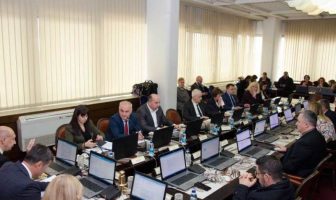 Većina ministara u Vladi FBiH nikada nisu zaradili platu izvan budžeta, javnog preduzeća ili političke stranke