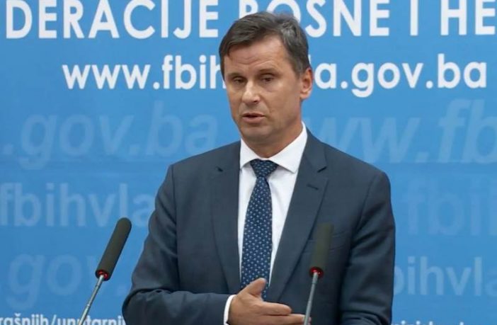 Novalić najavio smanjenje budžetskog novca za finansiranje političkih stranaka