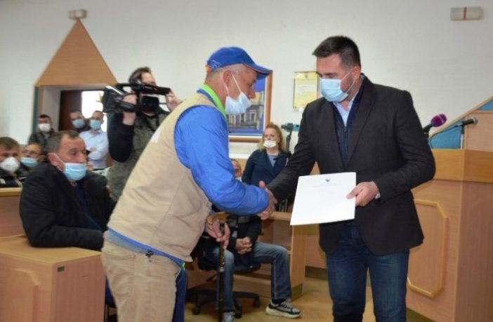 Povratak raseljenih 26 godina nakon rata istim metodama i sredstvima: 5 miliona KM za motokultivatore