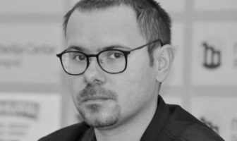 Već smo crtali granice Velike Srbije i Velike Hrvatske po salvetama, ovaj nepapir je ta smrtonosna salveta Već smo crtali granice Velike Srbije i Velike Hrvatske po salvetama, ovaj nepapir je ta smrtonosna salveta