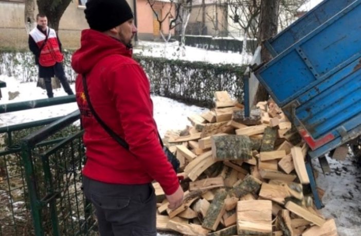 Merhamet Norveške osigurao drva za ogrjev socijalno ugroženim porodicama u BiH