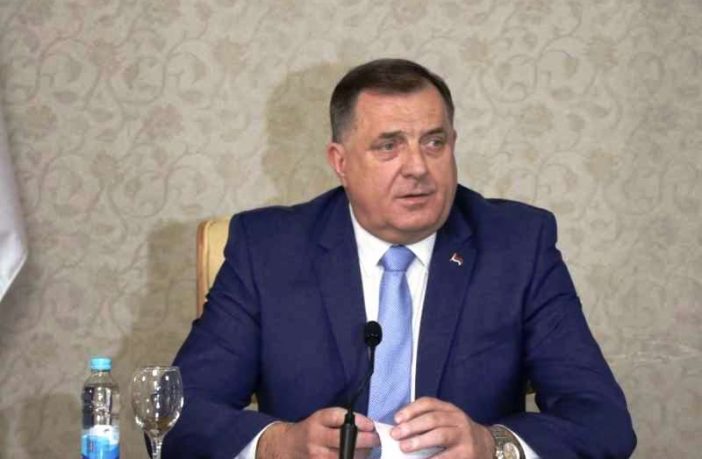 Evropski parlament u utorak raspravlja o uvođenju sankcija Miloradu Dodiku